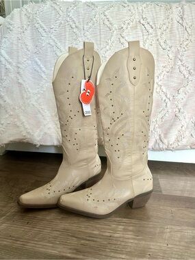 Cider Beige Western Knee-High Heeled Boots